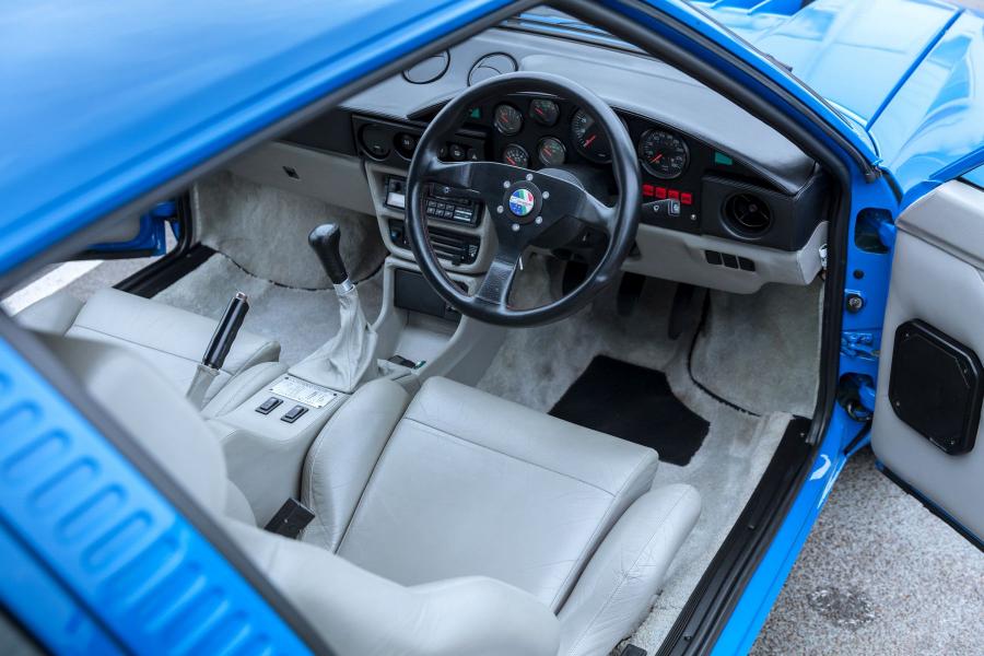 Интерьер Alfa Romeo Sprint Giocattolo Group B (003) 1988 года  (фото 24 из 38)